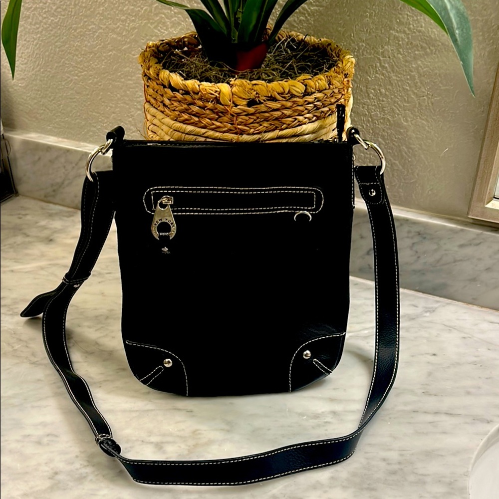 NY & Company Black Crossbody Bag. Excellent New Condition